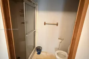 19800 SW 180th Ave 144, Miami, FL 33187 - Photo 4