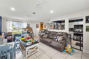 11301 NW 32nd Pl, Sunrise, FL 33323 - Photo 12