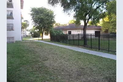 1121 SW 122 Av #314, Miami, FL 33184 - Photo 24