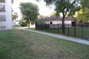 1121 SW 122nd Ave, Miami, FL 33184 - Photo 24