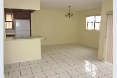 1121 SW 122 Av #314, Miami, FL 33184 - Photo 2