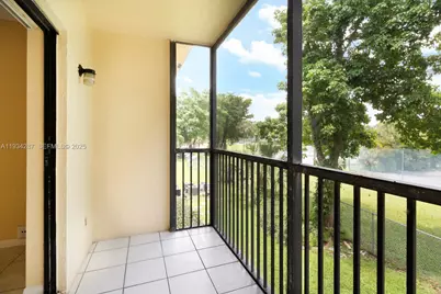 9022 NW 28th Dr #2-311, Coral Springs, FL 33065 - Photo 4
