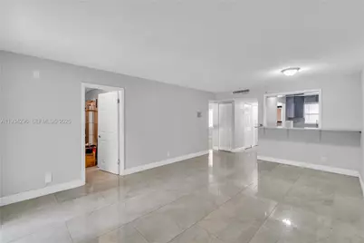 4760 W Lucerne Lakes Blvd W #408, Lake Worth, FL 33467 - Photo 10