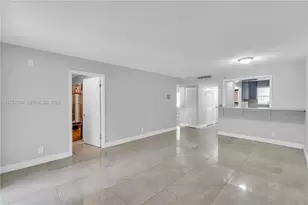 4760 W Lucerne Lakes Blvd W, Lake Worth, FL 33467 - Photo 10