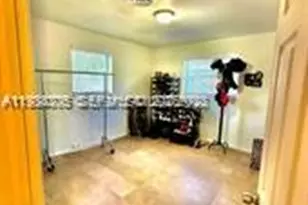 4109 Hayes St, Hollywood, FL 33021 - Photo 24