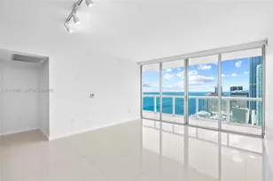 495 Brickell Ave, Miami, FL 33131 - Photo 14