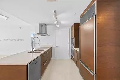 495 Brickell Ave #4011, Miami, FL 33131 - Photo 8