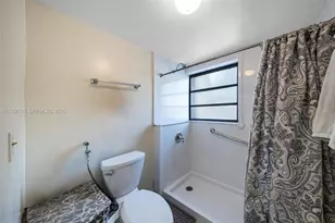 8860 SW 123rd Ct, Miami, FL 33186 - Photo 20