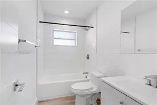2512 NE 182nd Terrace, North Miami Beach, FL 33160 - Photo 16