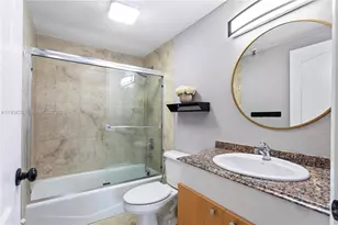 677 NE 24th St, Miami, FL 33137 - Photo 10