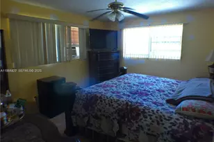 15775 NE 13th Ave, North Miami Beach, FL 33162 - Photo 12