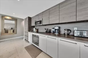 400 Sunny Isles Blvd, Sunny Isles Beach, FL 33160 - Photo 12
