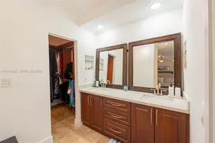 8235 NW 157th Terrace, Miami Lakes, FL 33016 - Photo 14