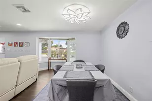 559 NW 70th Way, Margate, FL 33063 - Photo 14