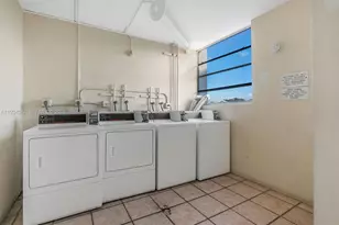 2501 Riverside Dr, Coral Springs, FL 33065 - Photo 18