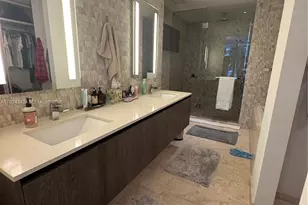 88 SW 7th St, Miami, FL 33130 - Photo 14