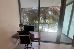 88 SW 7th St, Miami, FL 33130 - Photo 4