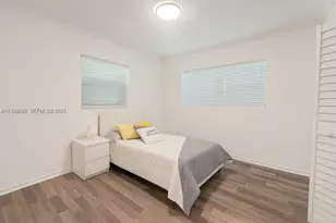 535 NE 158th St, Miami, FL 33162 - Photo 10