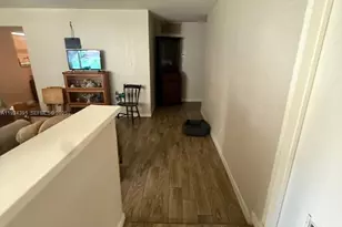 3631 NE 14th Ave, Pompano Beach, FL 33064 - Photo 14