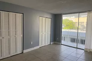 910 Michigan Ave, Miami Beach, FL 33139 - Photo 6