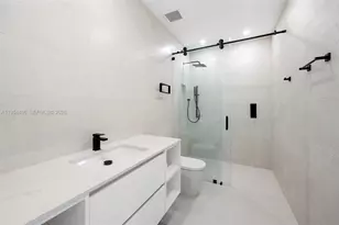 2096 Alamanda Dr, North Miami, FL 33181 - Photo 44