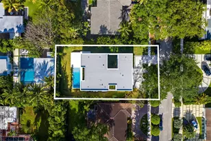 2096 Alamanda Dr, North Miami, FL 33181 - Photo 50