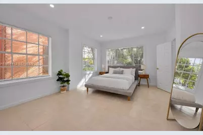 1785 SW 10th St, Miami, FL 33135 - Photo 22