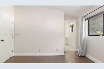 4289 N 76th Ave, Davie, FL 33024 - Photo 20