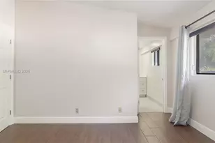 4289 N 76th Ave, Davie, FL 33024 - Photo 20