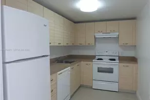 2217 NW 7th St, Miami, FL 33125 - Photo 8