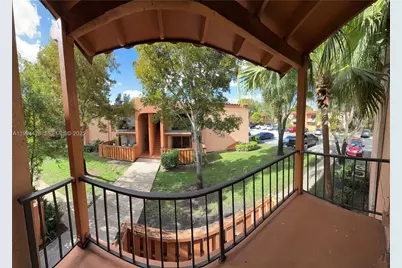 7101 Miami Lakes Dr #Q10, Miami Lakes, FL 33014 - Photo 10
