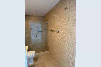 325 S Biscayne Blvd #621, Miami, FL 33131 - Photo 10