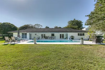 6875 N Cartee Rd, Palmetto Bay, FL 33158 - Photo 22