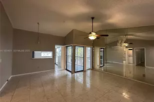 1024 S Independence Dr, Homestead, FL 33034 - Photo 2