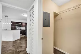 457 Vista Isles Dr, Sunrise, FL 33325 - Photo 40