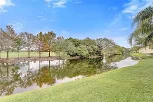 457 Vista Isles Dr, Sunrise, FL 33325 - Photo 52