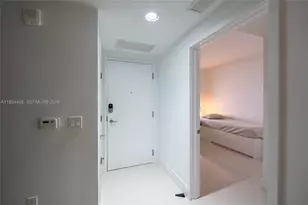 16385 Biscayne Blvd, North Miami Beach, FL 33160 - Photo 20