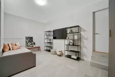 8918 Garland Ave, Surfside, FL 33154 - Photo 20