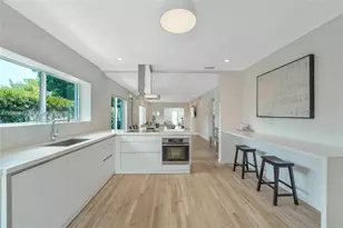 8918 Garland Ave, Surfside, FL 33154 - Photo 6