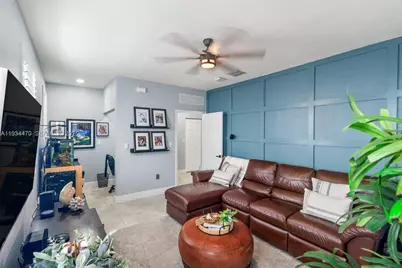 2417 NE 2nd Dr, Homestead, FL 33033 - Photo 10