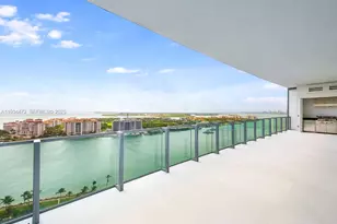 800 South Pointe Dr, Miami Beach, FL 33139 - Photo 1