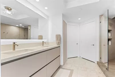 1331 Brickell Bay Dr #3007, Miami, FL 33131 - Photo 20
