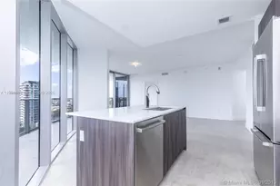 488 NE 18th St, Miami, FL 33132 - Photo 16