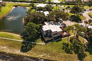 4205 Village Dr, Delray Beach, FL 33445 - Photo 4