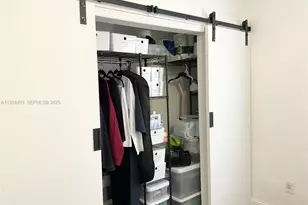 161 NW 145th St, Miami, FL 33168 - Photo 16