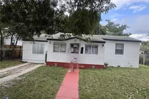 1121 NW 56th St, Miami, FL 33127 - Photo 2