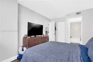 770 Claughton Island Dr, Miami, FL 33131 - Photo 22