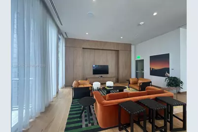 11 NE 6 St #2501, Miami, FL 33132 - Photo 4