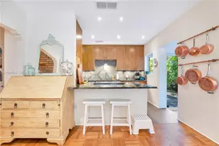 2490 Abaco Ave, Miami, FL 33133 - Photo 12