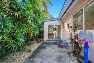 2490 Abaco Ave, Miami, FL 33133 - Photo 18